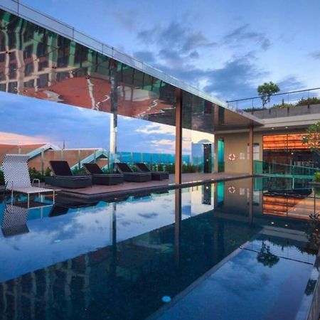 Luxury And Modern Condo In Central Chiang Mai - Astra Condo Exterior foto