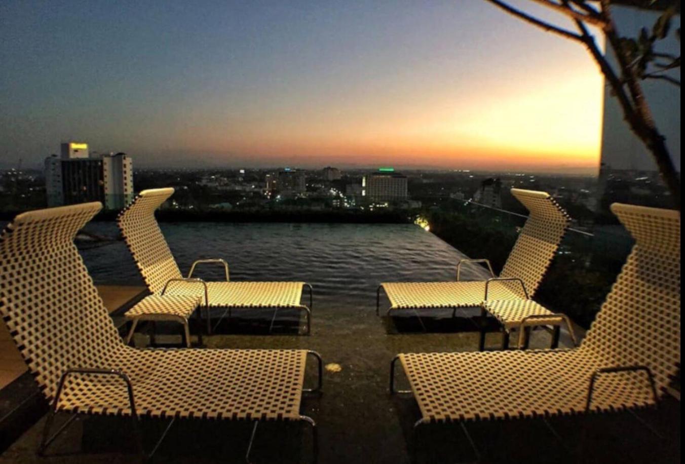Luxury And Modern Condo In Central Chiang Mai - Astra Condo Exterior foto